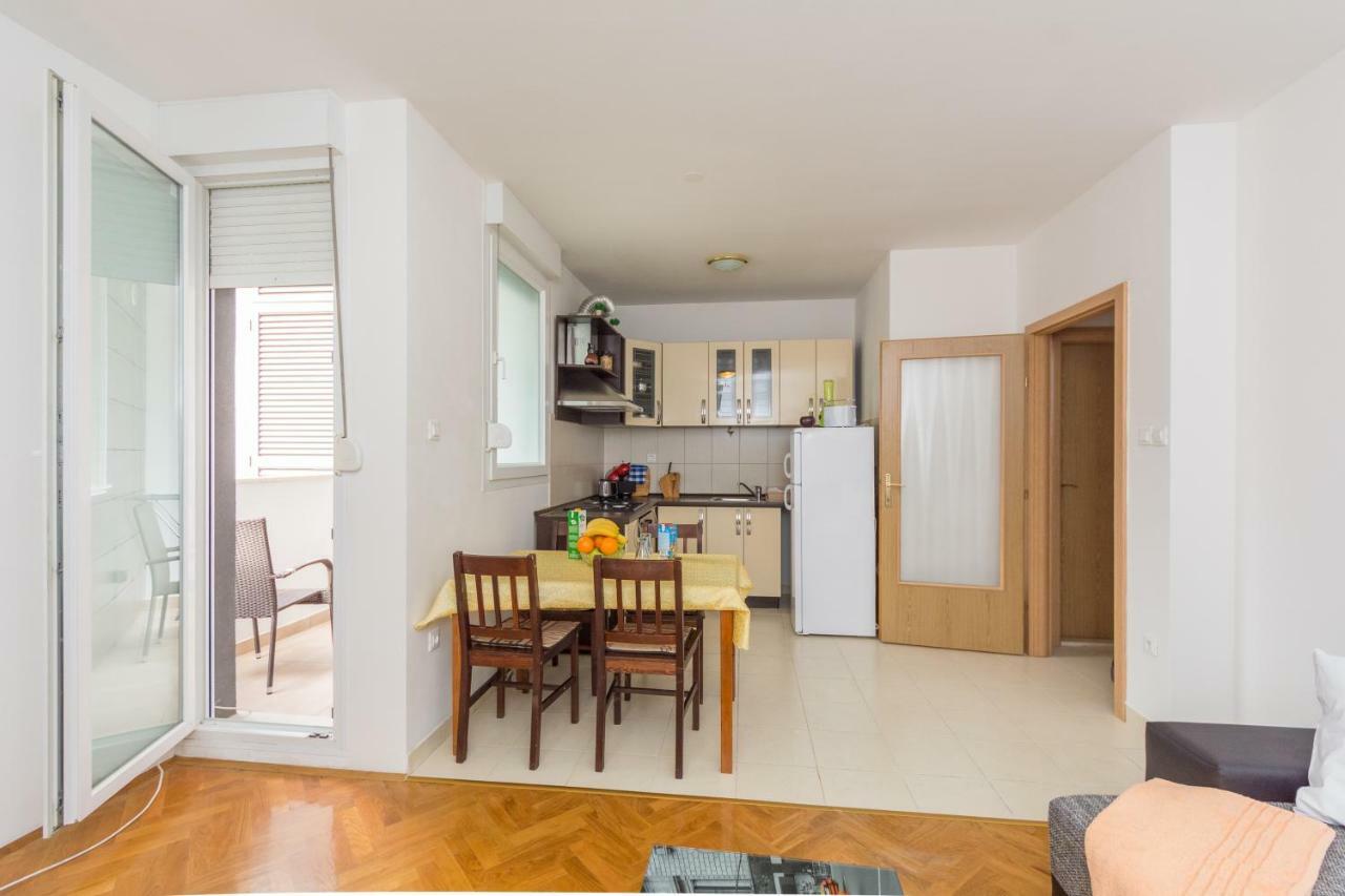 Breki Apartman ポドストラナ エクステリア 写真