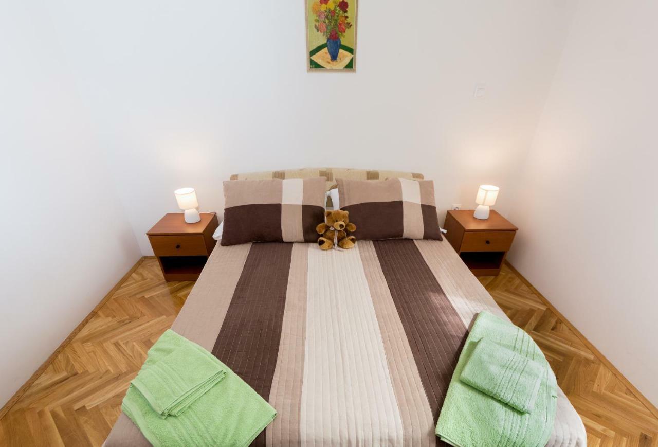 Breki Apartman ポドストラナ エクステリア 写真