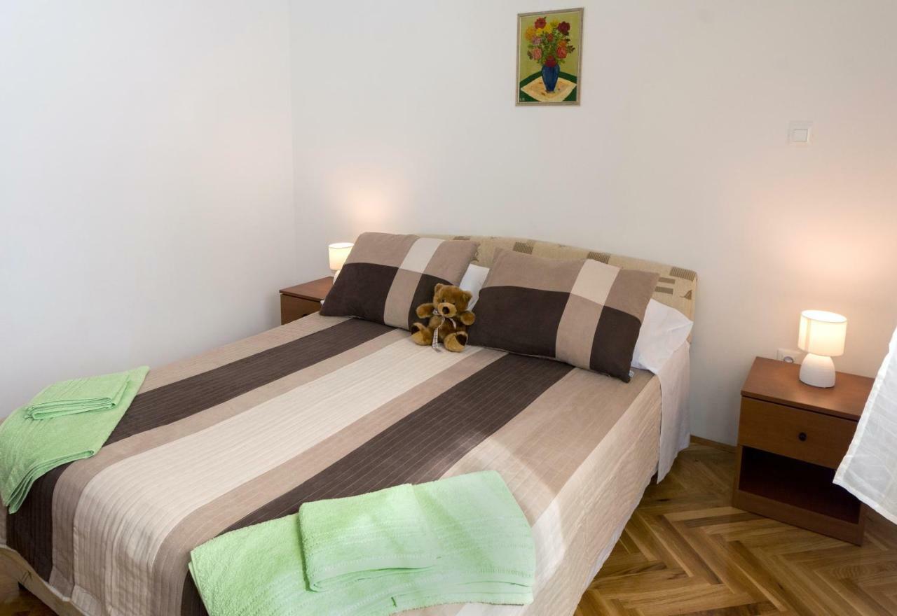 Breki Apartman ポドストラナ エクステリア 写真